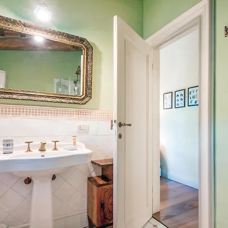 Holiday home 4 Bedroom Beautiful In Rapolano Terme Si Rigomagno