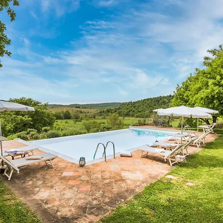 Holiday home 4 Bedroom Beautiful In Rapolano Terme Si Rigomagno