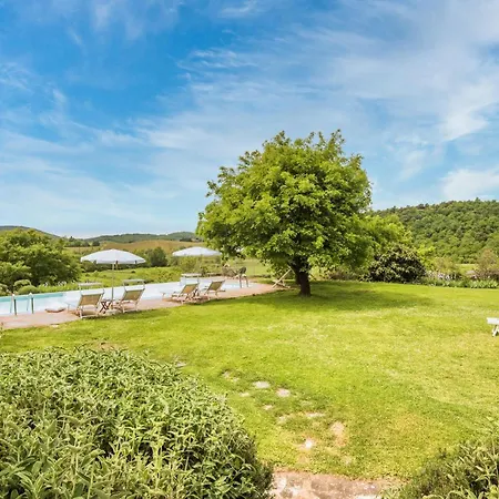 4 Bedroom Beautiful In Rapolano Terme Si Holiday home Rigomagno