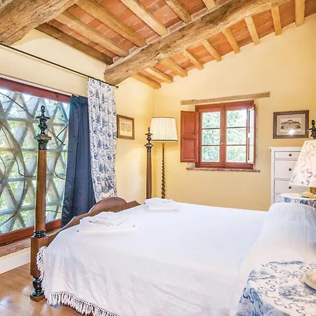 4 Bedroom Beautiful In Rapolano Terme Si *
