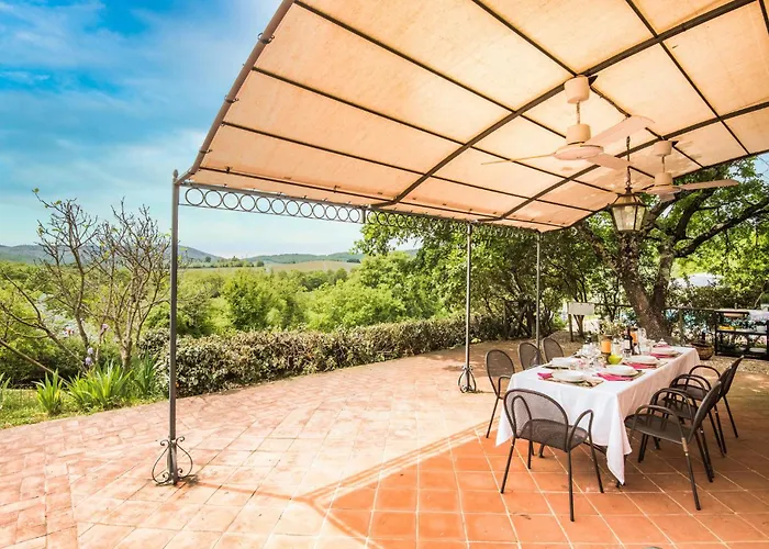 Beautiful In Rapolano Terme Si 度假居